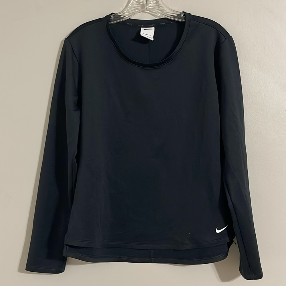 Nike Thermal black long sleeve shirt medium